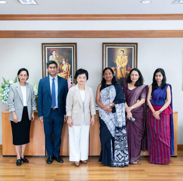තායි ශ්‍රී ලංකා තානාපතිනී තායිලන්තයේ ජාත්‍යන්තර වෙළඳ ප්‍රවර්ධන දෙපාර්තමේන්තුවේ අධ්‍යක්ෂ ජනරාල්වරිය හමුවෙයි