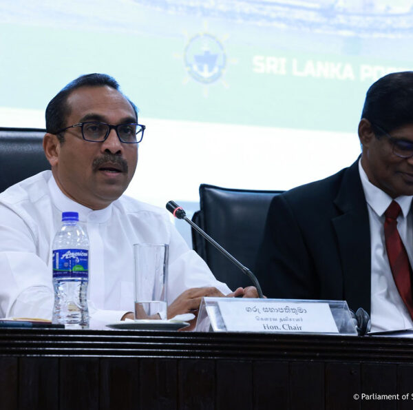 ප්‍රවාහන, මහාමාර්ග, වරාය සහ සිවිල් ගුවන්සේවා සම්බන්ධ ගැටලු විසඳීම සඳහා අමාත්‍ය උපදේශන කමිටු පිහිටුවයි