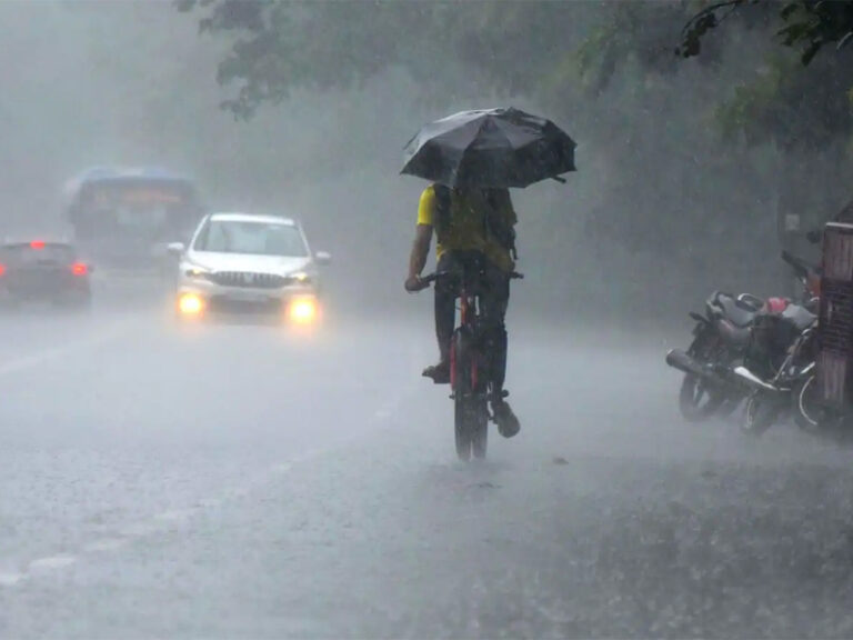 මි.මී. 100 ක පමණ තද වැසි