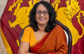 සමාජීය වගකීමක් සහිත පුද්ගලයින් නව අධ්‍යාපන ක්‍රමය තුළින් බිහි කිරීමට උත්සාහ කරනවා – අගමැතිනිය